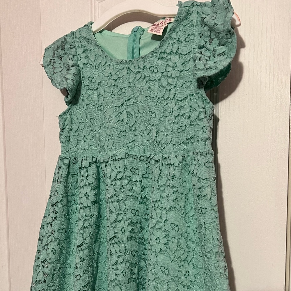 Lace Dress. size 6X Emma & Elsa Brand